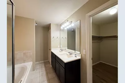 1626 Thornhollow Drive, Houston, TX 77014 - Photo 17