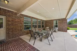 2400 Lakeway Dr, Friendswood, TX 77546 - Photo 37