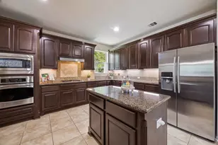2400 Lakeway Dr, Friendswood, TX 77546 - Photo 15