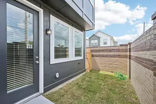 10032 Rustic Charm St, Houston, TX 77080 - Photo 37