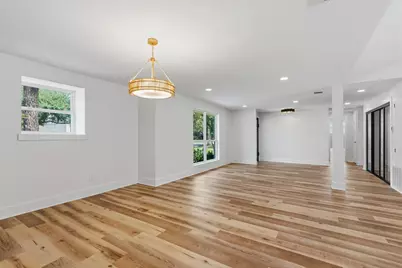 10711 Ella Lee Lane, Houston, TX 77042 - Photo 13