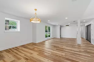 10711 Ella Lee Ln, Houston, TX 77042 - Photo 13