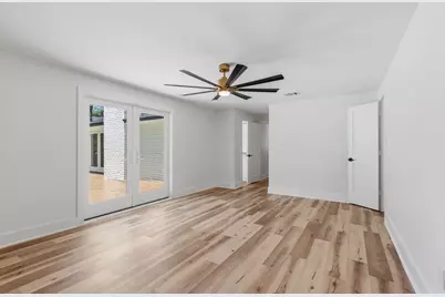 10711 Ella Lee Lane, Houston, TX 77042 - Photo 33