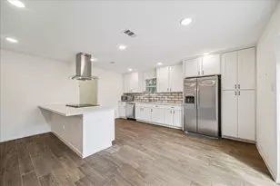 12403 Wedgehill Ln, Houston, TX 77077 - Photo 13