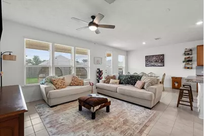 714 Allana Lane, Alvin, TX 77511 - Photo 5