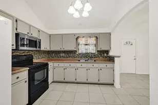 11619 Birch Run Ln, Houston, TX 77067 - Photo 9