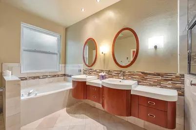 13910 Marbledale Court, Houston, TX 77059 - Photo 37