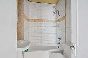 1222 Genova St, Houston, TX 77009 - Photo 13