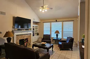 19323 Countrymeadow Ln, Spring, TX 77388 - Photo 17