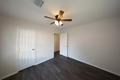 7917 N Martin Luther King Avenue, Hitchcock, TX 77563 - Photo 13