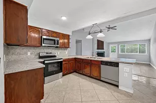 19610 San Gabriel Dr, Houston, TX 77084 - Photo 11
