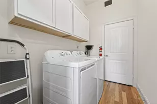 2207 Silverbonnet St, Houston, TX 77055 - Photo 27