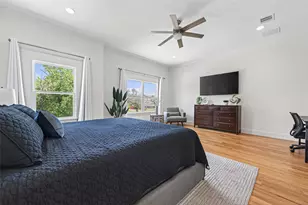 2207 Silverbonnet St, Houston, TX 77055 - Photo 37