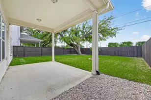 2207 Silverbonnet St, Houston, TX 77055 - Photo 49