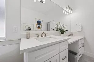 2207 Silverbonnet St, Houston, TX 77055 - Photo 43