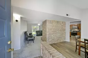 2819 Hummingbird Ln, Humble, TX 77396 - Photo 3