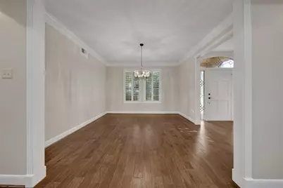 5814 Woodland Creek Drive, Kingwood, TX 77345 - Photo 13