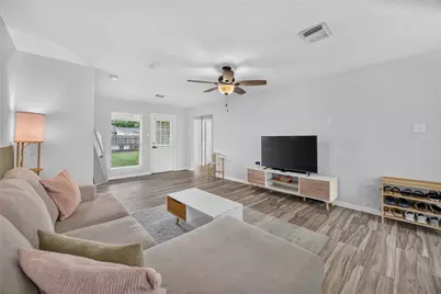 8302 Sanford Street, Baytown, TX 77521 - Photo 11