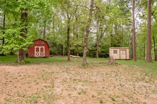 318 Timberline Dr, Trinity, TX 75862 - Photo 39