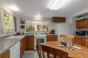 318 Timberline Dr, Trinity, TX 75862 - Photo 15