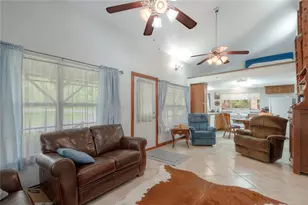 318 Timberline Dr, Trinity, TX 75862 - Photo 9