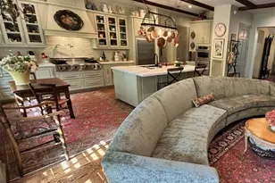 7 Hudson Cir, Houston, TX 77024 - Photo 9