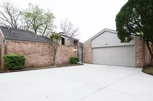 2023 Woodland Springs St, Houston, TX 77077 - Photo 3
