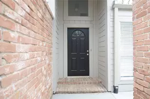 2023 Woodland Springs St, Houston, TX 77077 - Photo 7