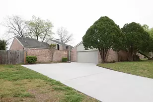 2023 Woodland Springs St, Houston, TX 77077 - Photo 33