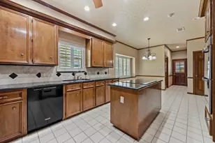 1723 Hidden Villas Dr, Kingwood, TX 77339 - Photo 9