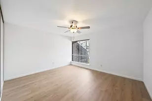 2139 Lake Village Dr, Houston, TX 77339 - Photo 13