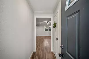 2411 Orange St, Waller, TX 77484 - Photo 5