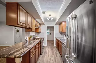 2411 Orange St, Waller, TX 77484 - Photo 11