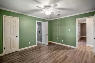 2411 Orange St, Waller, TX 77484 - Photo 15