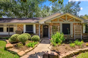 2411 Orange St, Waller, TX 77484 - Photo 3