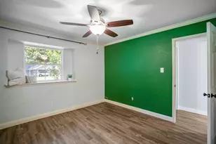 2411 Orange St, Waller, TX 77484 - Photo 25