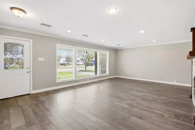1205 Marine Drive, Galveston, TX 77550 - Photo 5
