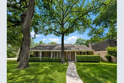 401 Shadywood Circle, Conroe, TX 77304 - Photo 1
