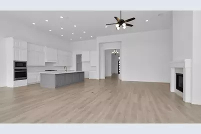 32327 Lakeside Park Drive, Fulshear, TX 77441 - Photo 5