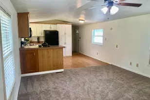 160 Champion Way, Livingston, TX 77351 - Photo 5