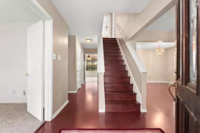 2415 Parkwood Lane, Sugar Land, TX 77479 - Photo 5