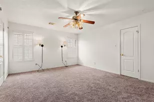2415 Parkwood Ln, Sugar Land, TX 77479 - Photo 23