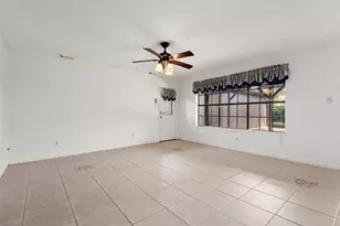 2415 Parkwood Ln, Sugar Land, TX 77479 - Photo 13