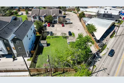 4501 N Main Street, Houston, TX 77009 - Photo 1