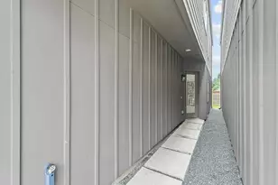1019 Upside Wheatley Ln, Houston, TX 77091 - Photo 5