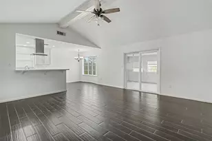 11607 Sagehurst Ln, Houston, TX 77089 - Photo 5