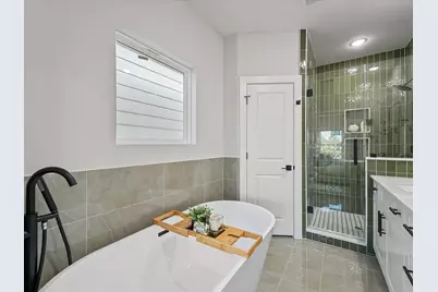 1207 Cavalcade Street #E, Houston, TX 77009 - Photo 19