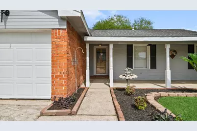 10111 Stonemont Road, La Porte, TX 77571 - Photo 3