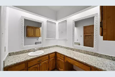 10111 Stonemont Road, La Porte, TX 77571 - Photo 13
