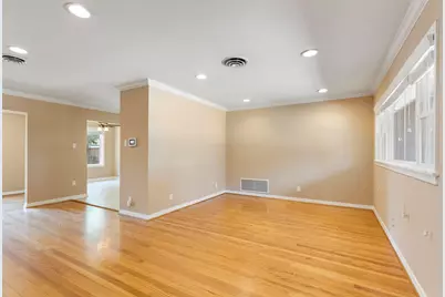 1802 Turnpike Road, Houston, TX 77008 - Photo 5